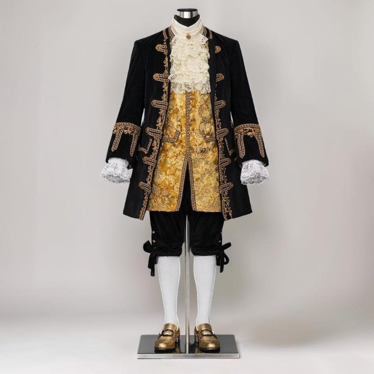 Men’s 18th Century Rococo Baroque Court Suit, Royal Embroidered Prince Costume, Historical European Nobleman Outfit